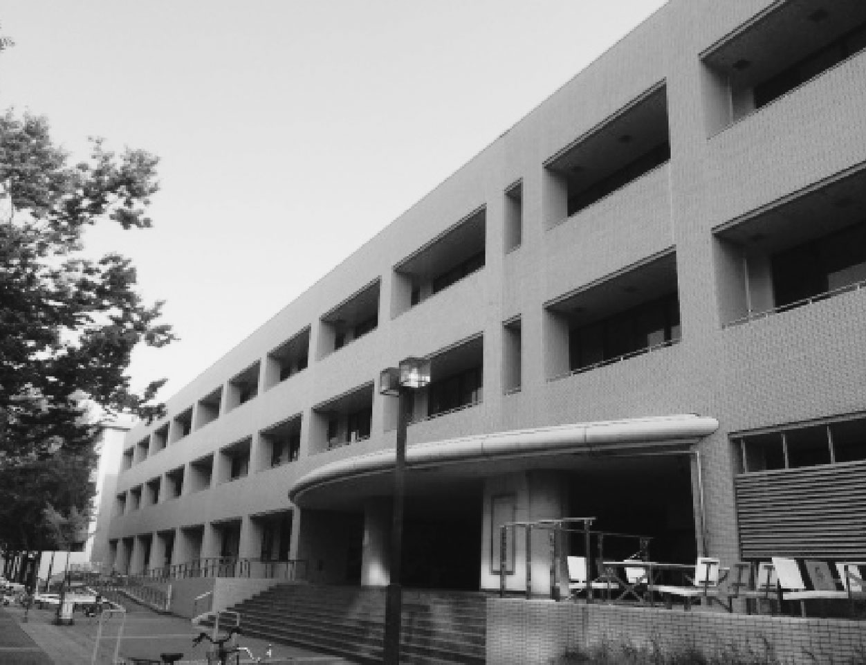 大阪大学